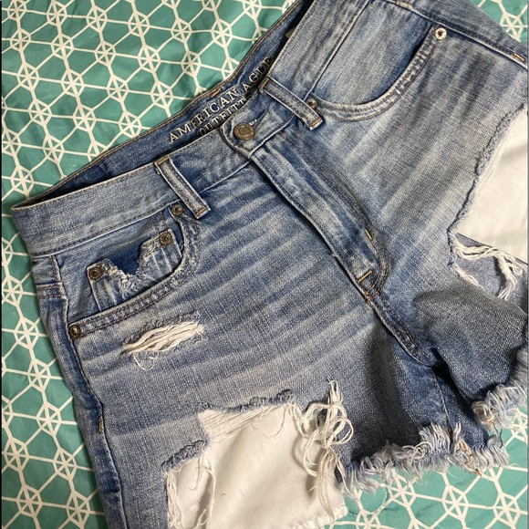 American Eagle distress shorts sz 4 - Picture 2 of 6